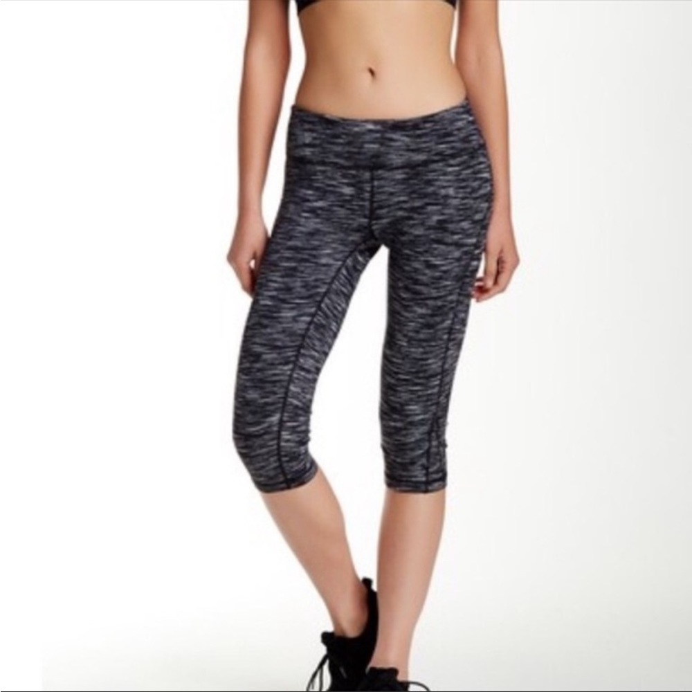 Zella Live In Eclipse Space Dye Crop Leggings Size Small